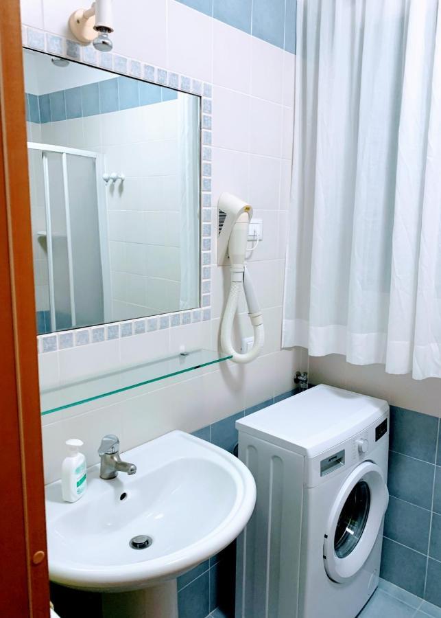 35 Mq In Centro A Caorle Apartment Екстериор снимка