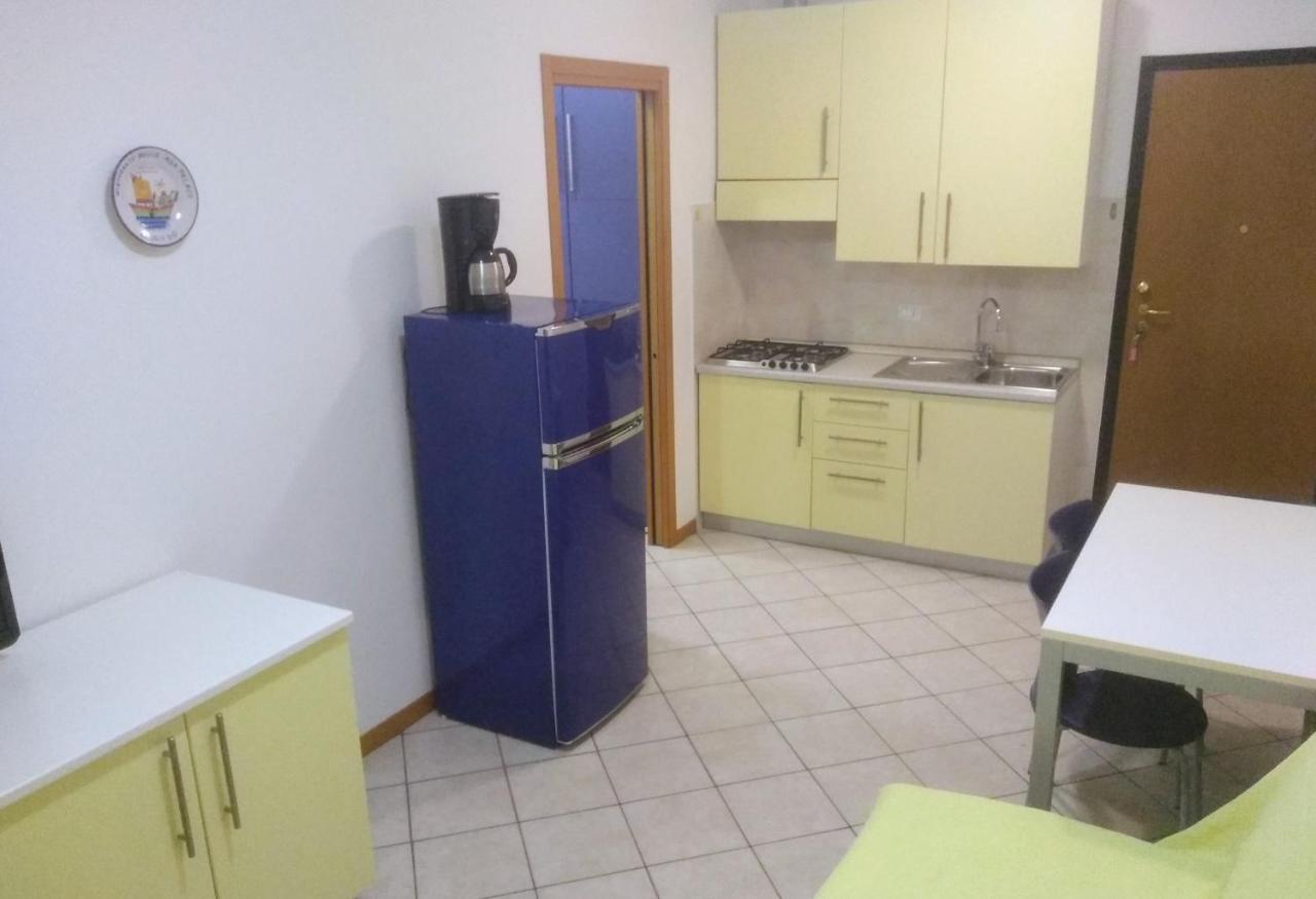 35 Mq In Centro A Caorle Apartment Екстериор снимка